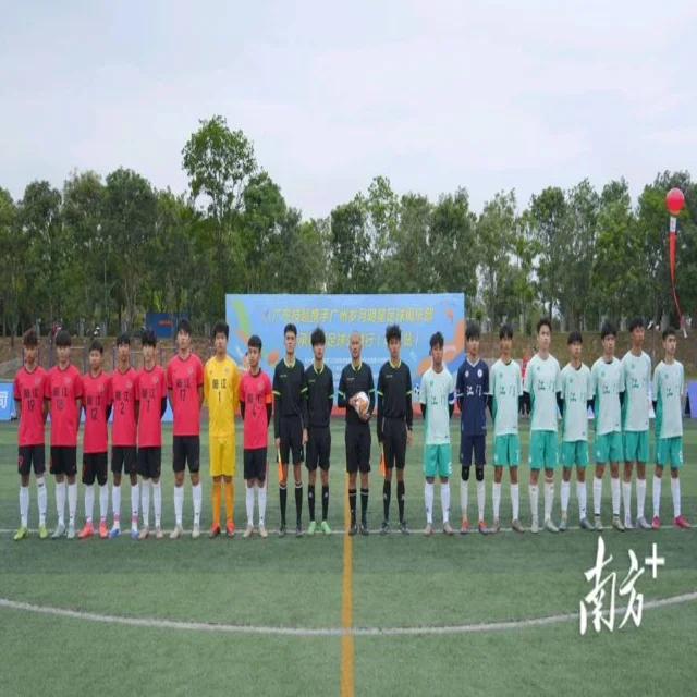 库里刷新三分球历史新纪录